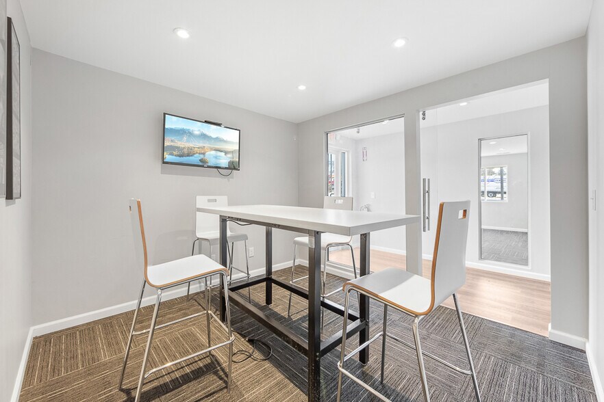More Photos Of 544 Pearl Rd, Brunswick Freestanding For Sale