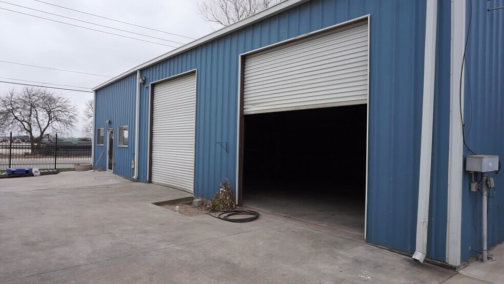 Primary Photo Of 12803 Rita Ln, Houston Warehouse For Sale