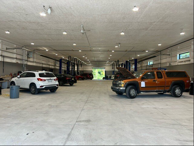 More Photos Of 3420 S Lapeer Rd, Metamora Auto Repair For Sale