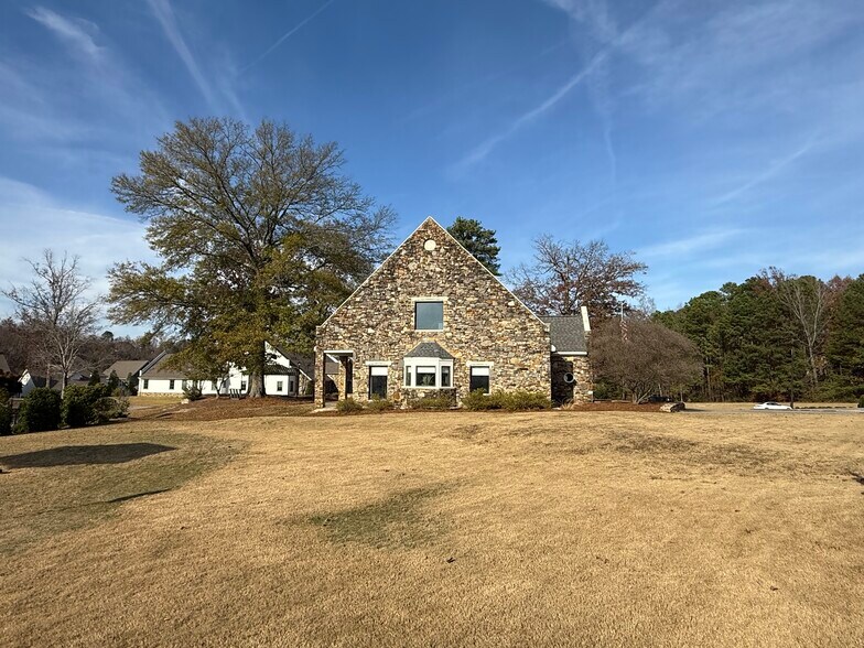 More Photos Of 204 Griffin Park Dr, Birmingham Office For Sale