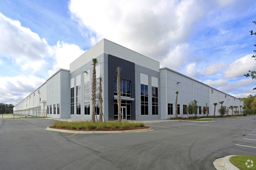 Primary Photo Of 537 Omni Industrial Blvd, Summerville Warehouse For Lease