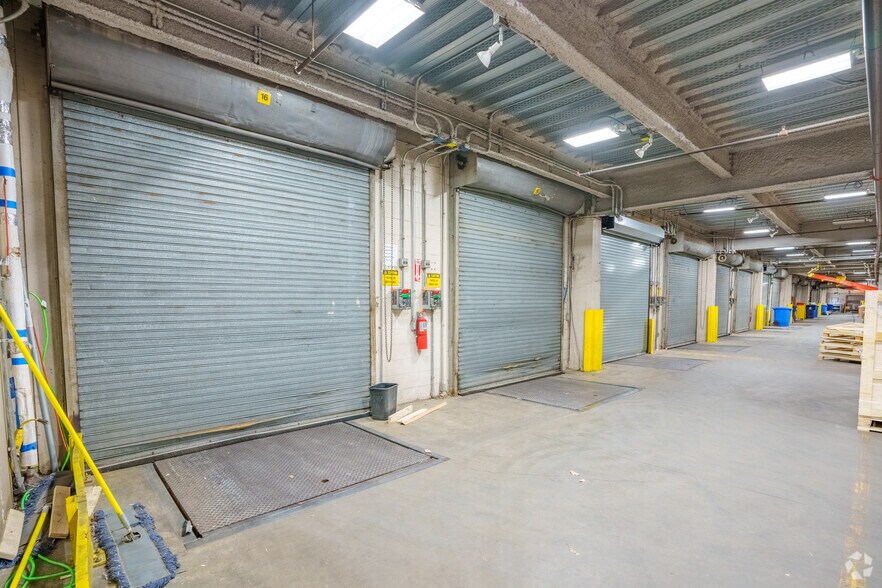 More Photos Of 46 Stafford St, Lawrence Unknown For Lease