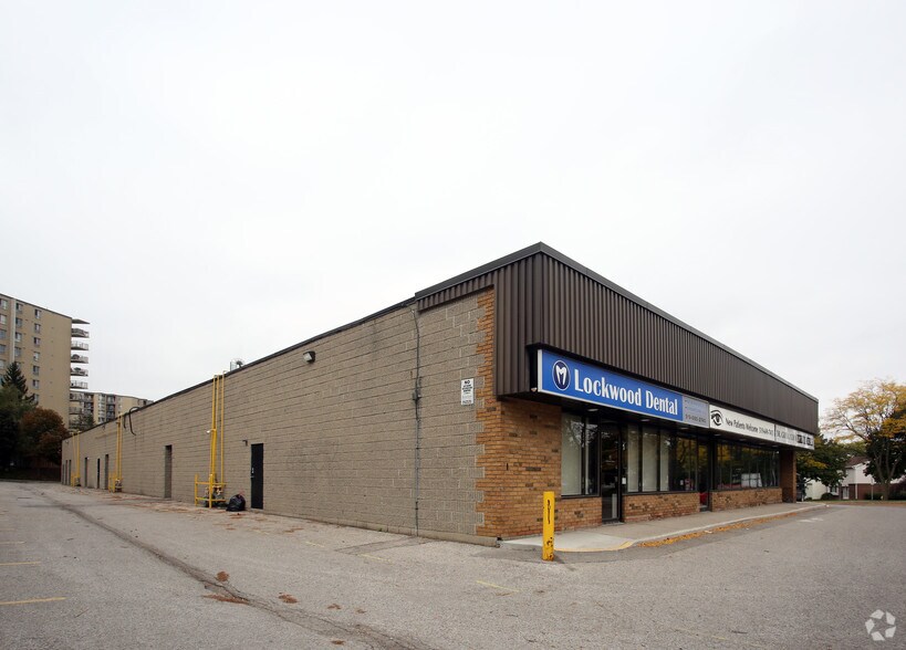 More Photos Of 699 Wilkins St, London Freestanding For Lease