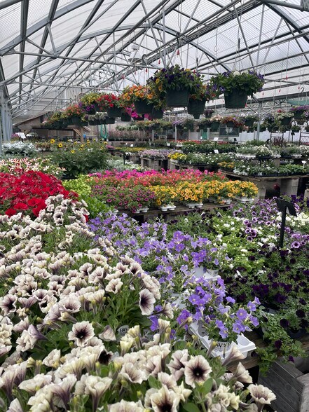 More Photos Of 341 Seawall Rd, Southwest Harbor Garden Center For Lease