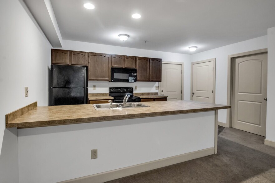 More Photos Of 2-85 Bristol Ln, Ellicottville General Retail For Sale