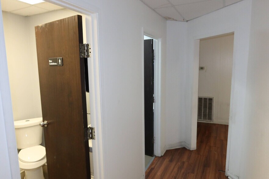 More Photos Of 707 York St, Houston Warehouse For Lease