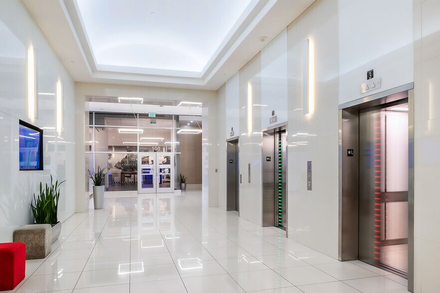 More Photos Of 500 S Main St, Orange Office For Sale