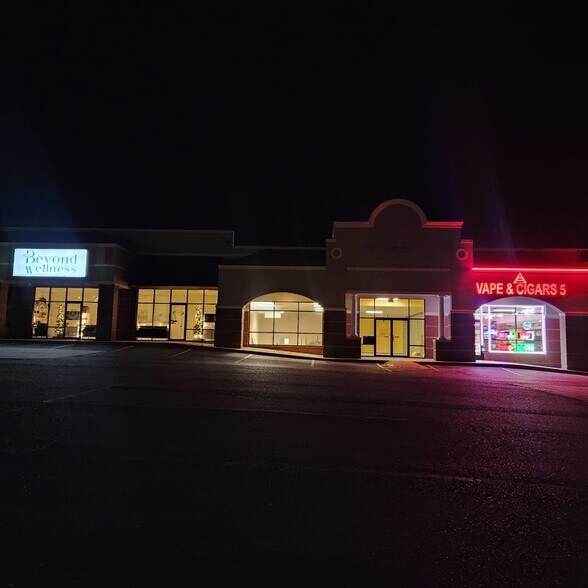 More Photos Of 25127 Highway 5, Lonsdale General Retail For Lease