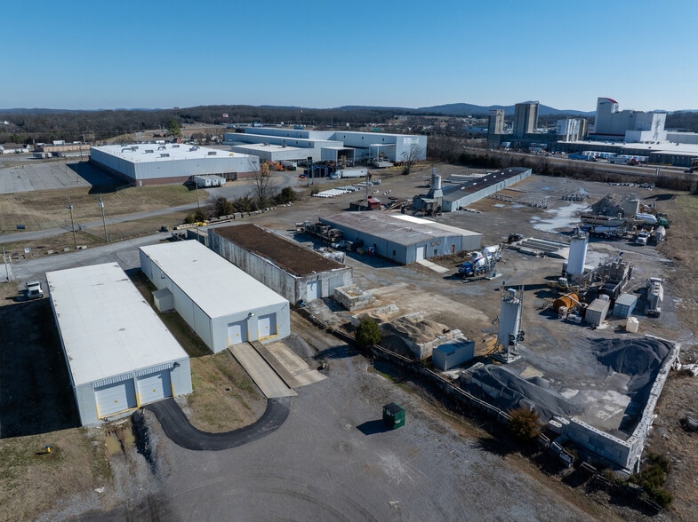 More Photos Of 626 Briskin Ln, Lebanon Manufacturing For Sale