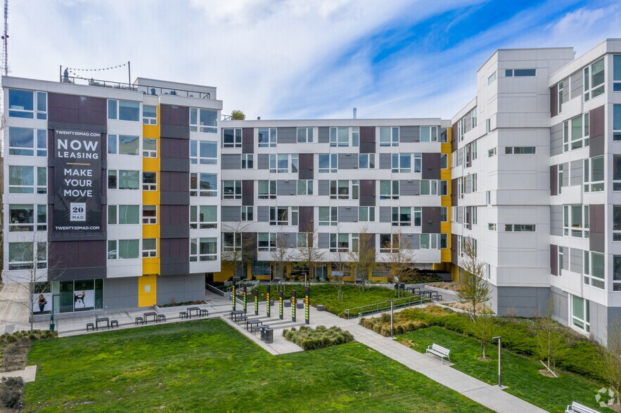 Primary Photo Of 2020 E Madison St, Seattle Apartments For Lease