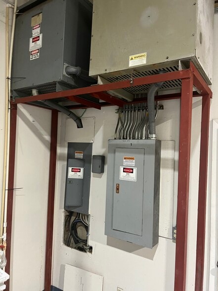 More Photos Of 1908-1910 NW 67th Pl, Gainesville Unknown For Lease