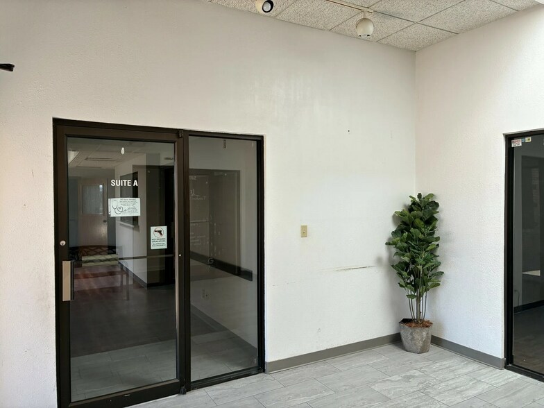 More Photos Of 937 SW 89th St, Oklahoma City Medical For Sale