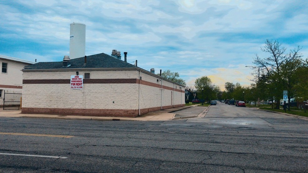 More Photos Of 5908 Columbia Ave, Hammond Office For Lease