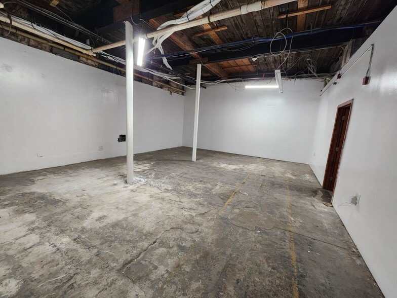 More Photos Of 125 Atwells Ave, Providence Storefront Retail Office For Lease