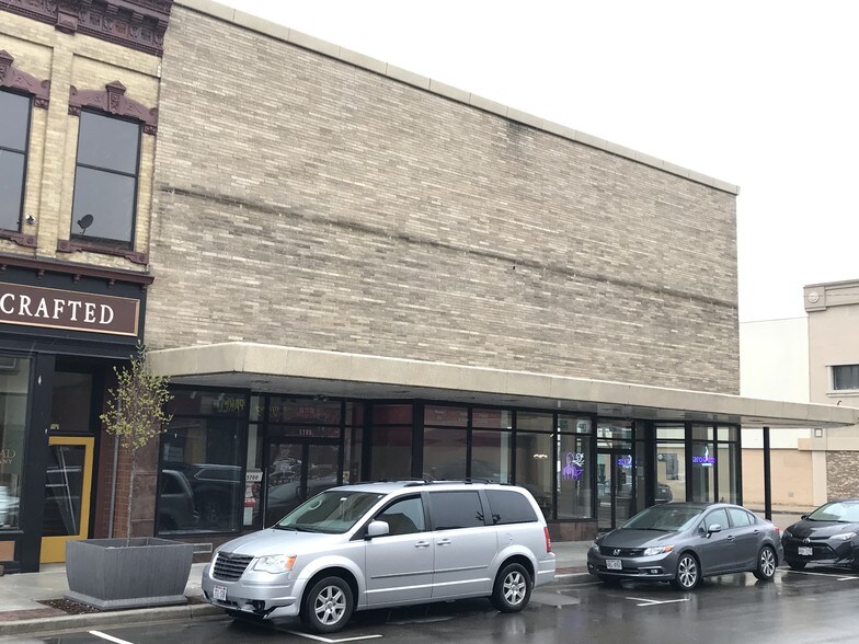 More Photos Of 5700 6th Ave, Kenosha Storefront Retail Office For Lease