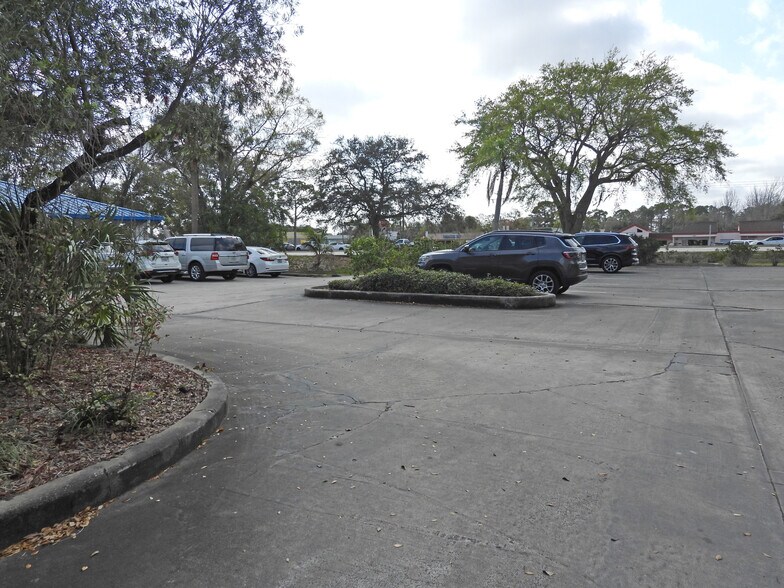 More Photos Of 2061 Palm Bay Rd NE, Palm Bay Office For Lease