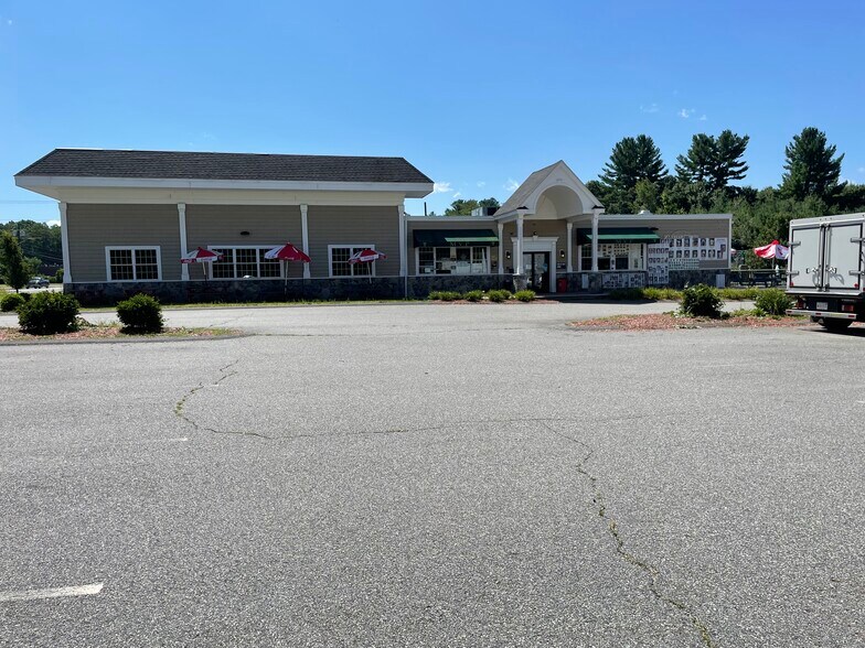 More Photos Of 2087 Main St, Tewksbury Freestanding For Sale