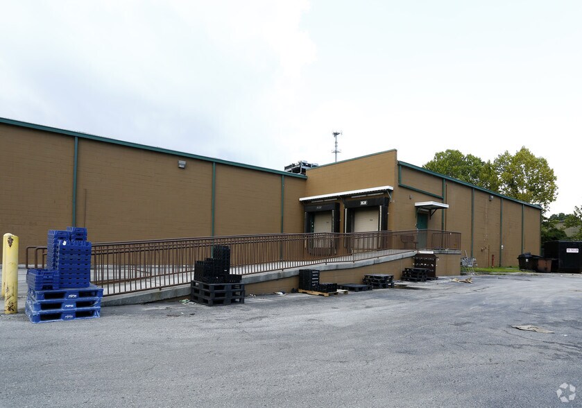 More Photos Of 1901-1929 Oleander Dr, Wilmington Unknown For Lease