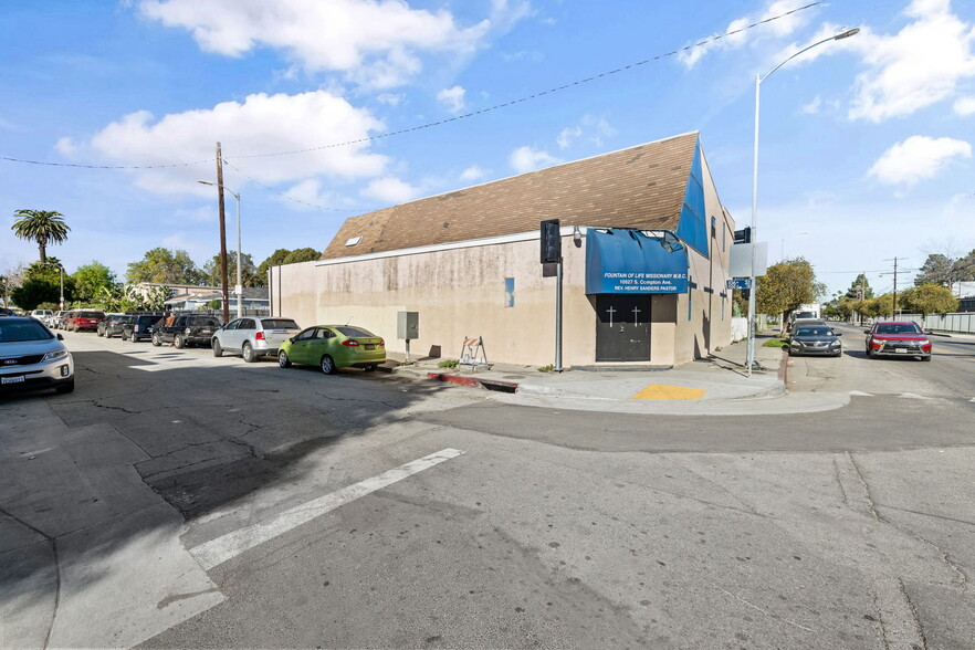 More Photos Of 10527 Compton Ave, Los Angeles Religious Facility For Sale