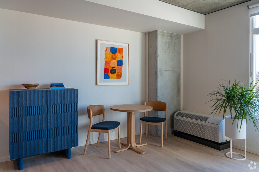 More Photos Of 875 NE 27th Ave, Portland Apartments For Lease