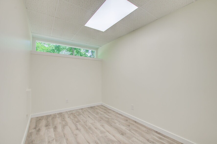 More Photos Of 1010 Burr St, Jackson Medical For Lease