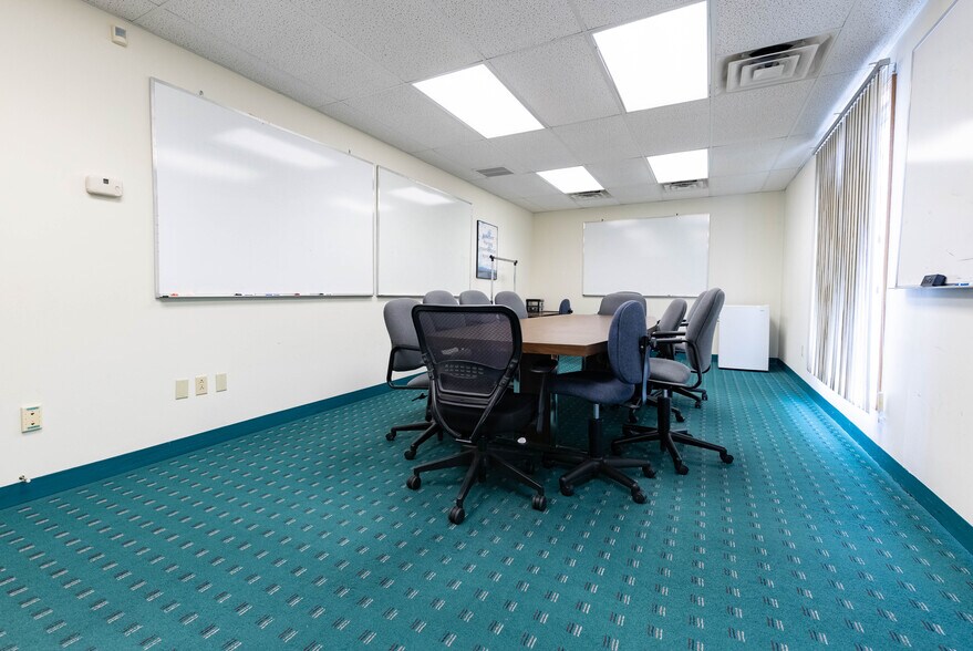 More Photos Of 4132 Elida Rd, Lima Medical For Sale