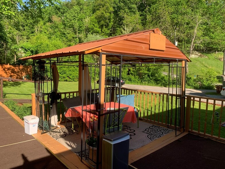 More Photos Of 2507 5th Street Rd, Huntington Specialty For Sale