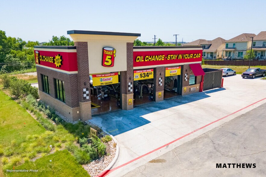 Primary Photo Of 1045 Ridge Rd, Webster Auto Repair For Sale