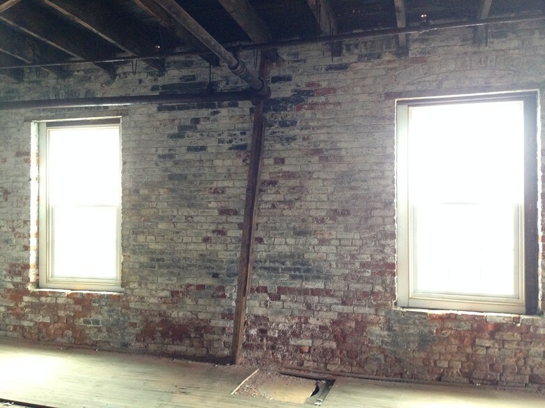 More Photos Of 417-431 N 14th St, Allentown Office For Sale