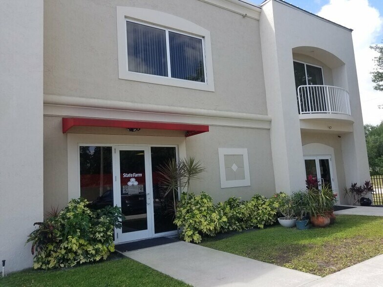 More Photos Of 5397 Orange Dr, Davie Office Residential For Lease