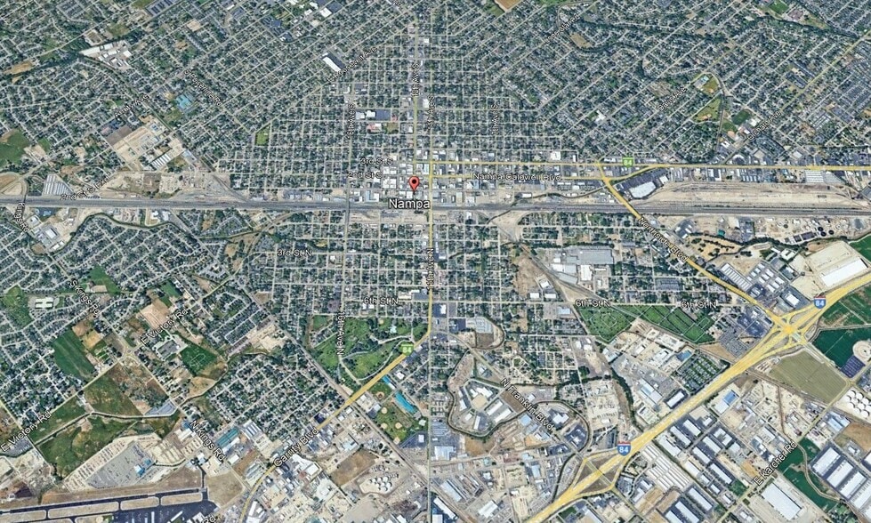 More Photos Of 1407 2nd St S, Nampa Storefront For Sale