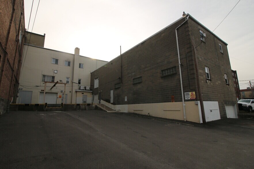 More Photos Of 535-537 Wyoming Ave, Scranton Office For Lease