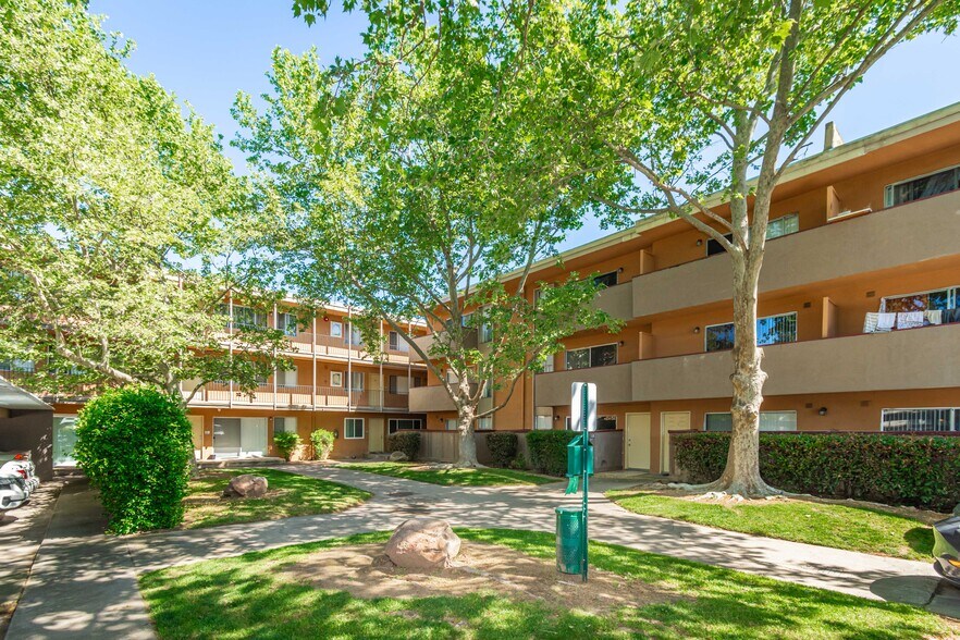 More Photos Of 3536 Watt Ave, Sacramento Apartments For Sale
