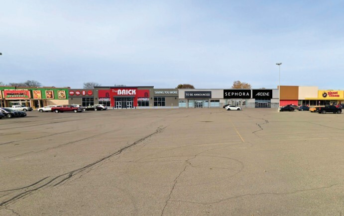 Primary Photo Of 671 Grand Ave W, Chatham General Retail For Lease