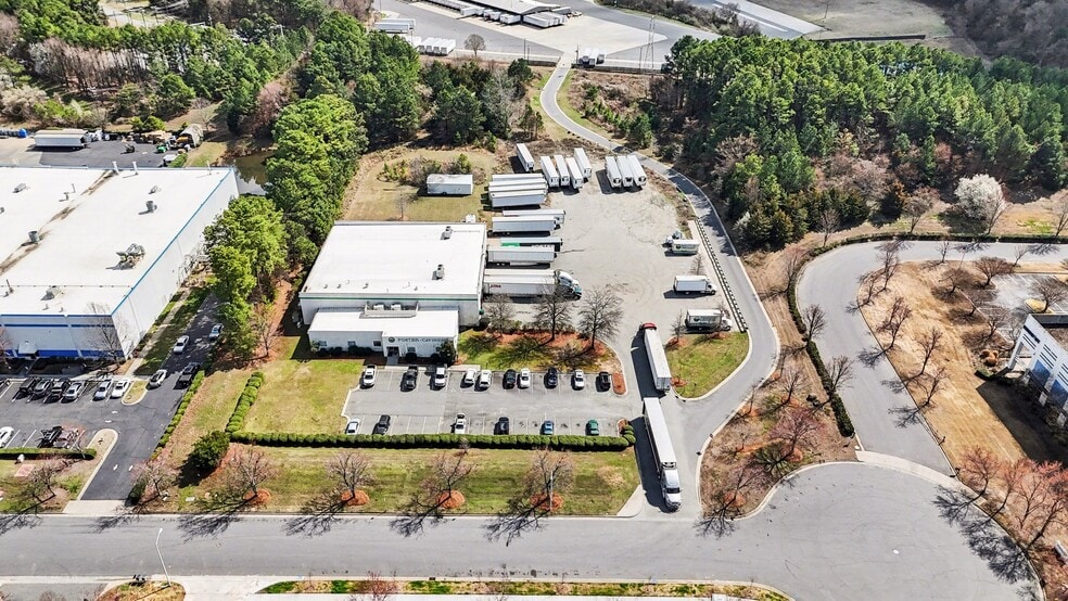 More Photos Of 10810 Withers Cove Park Dr, Charlotte Warehouse For Lease