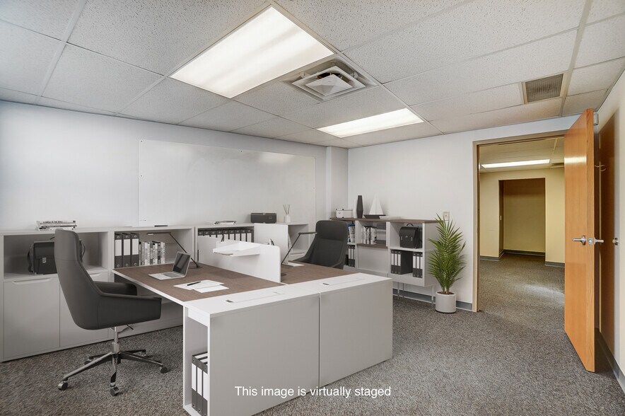 More Photos Of 3925-3927 Brotherton Rd, Cincinnati Office For Sale