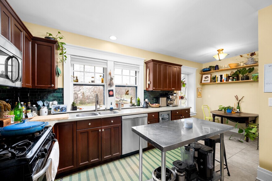 More Photos Of 632 W Ferry St, Buffalo Apartments For Sale