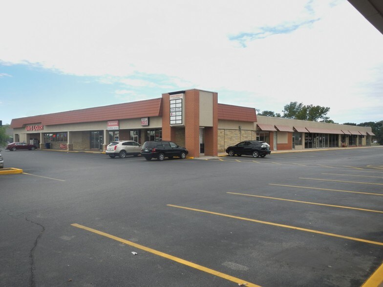 More Photos Of 2303 N Amidon St, Wichita General Retail For Sale