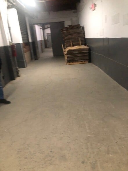 More Photos Of 1487 Schenectady Ave, Brooklyn Warehouse For Lease