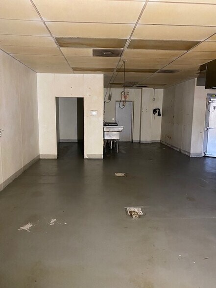 More Photos Of 10071 Broad River Rd, Irmo Unknown For Lease