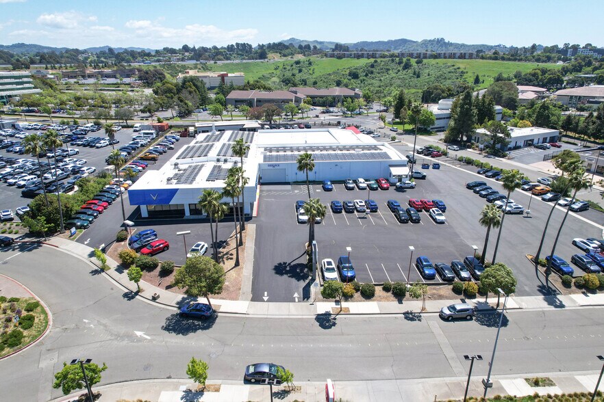 More Photos Of 3230 Auto Plz, Richmond Auto Dealership For Lease