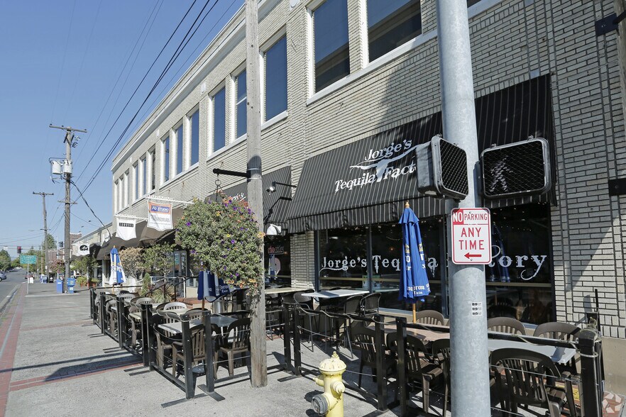 More Photos Of 1004-1010 W Washington St, Vancouver Storefront Retail Office For Lease