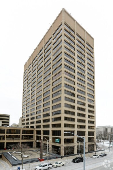 More Photos Of 130 W 2nd St, Dayton Office For Lease