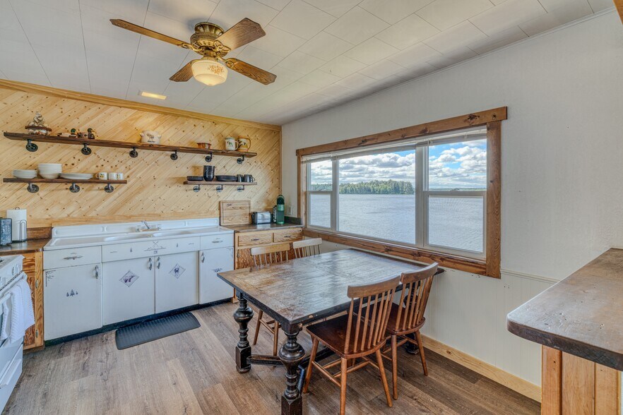 More Photos Of 8372 E Flowage Ln, Gordon Multifamily For Sale
