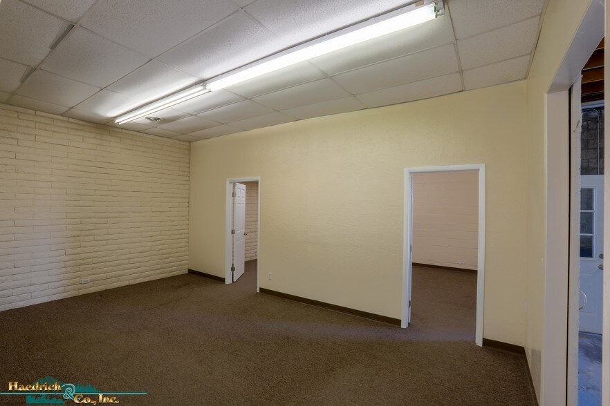 More Photos Of 2478 Victor Ave, Redding Light Manufacturing For Lease