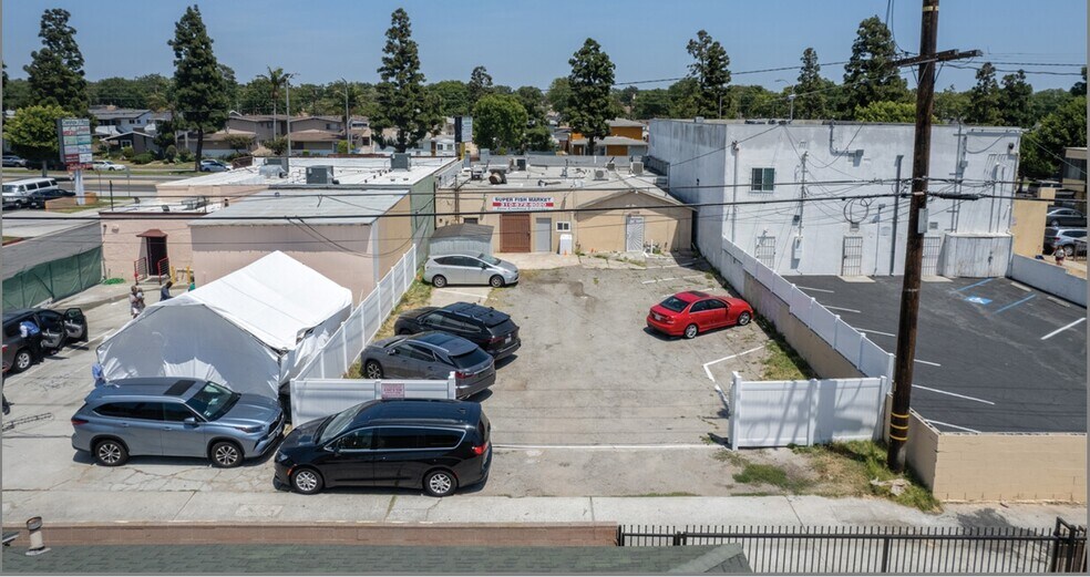 More Photos Of 11007 Crenshaw Blvd, Inglewood Storefront For Sale