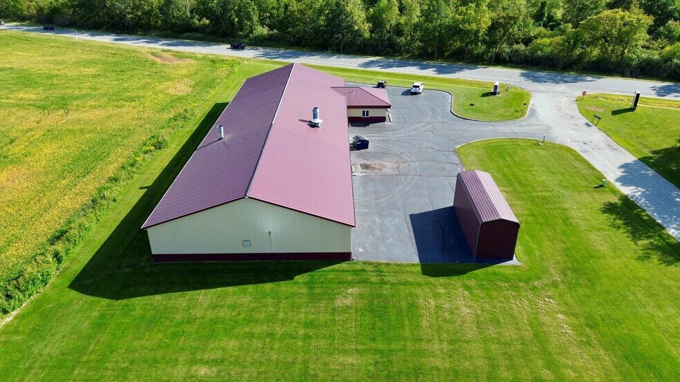 More Photos Of 677 State Road 130, Hobart Auto Repair For Sale