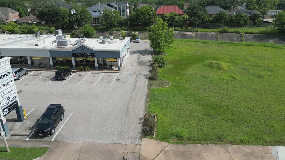 Primary Photo Of 4520-4534 Beechnut St, Houston Unknown For Lease
