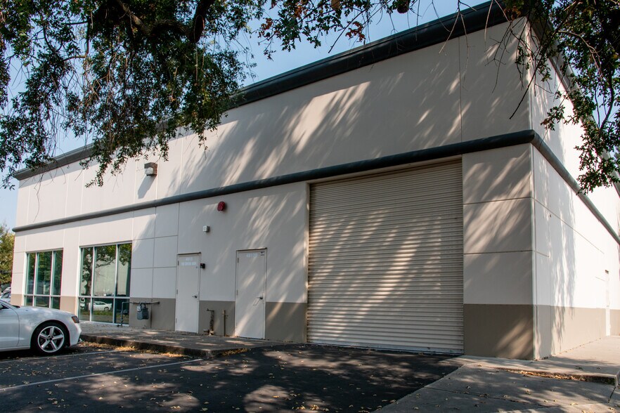 More Photos Of 4813 Auburn Blvd, Sacramento Storefront Retail Office For Sale