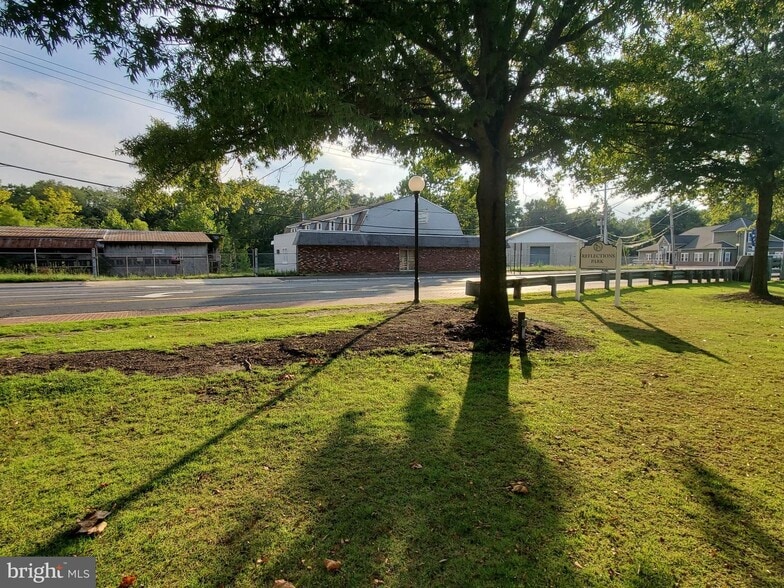 Primary Photo Of 214 Lakehurst Rd, Browns Mills Land For Sale